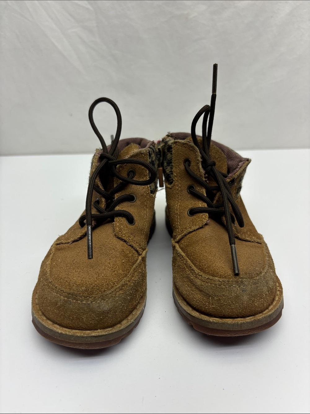 UGG Kids Chestnut Suede Lace-Up Boots, SZ 8 toddler boy, box 72